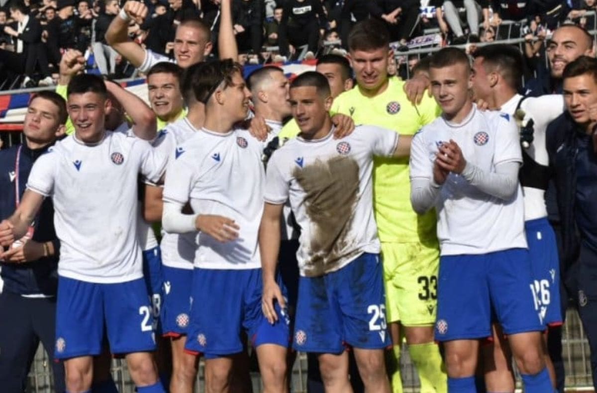 Član Hajdukovih juniora Duje Reić potpisao za Lokomotivu