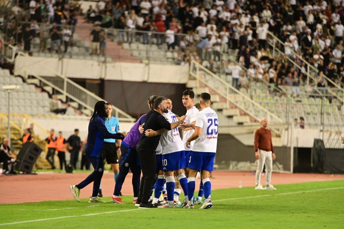 Poljud eksplodirao nakon novog gola Durdova. Nakon toga pala još dva gola