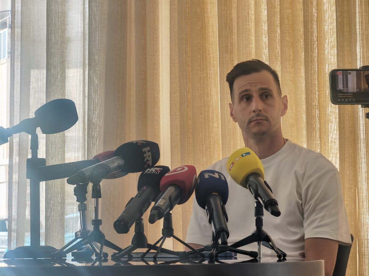 Kalinić: "Morao sam moliti Tommy da plate Rakitića. Ne želim biti ničiji pijun"