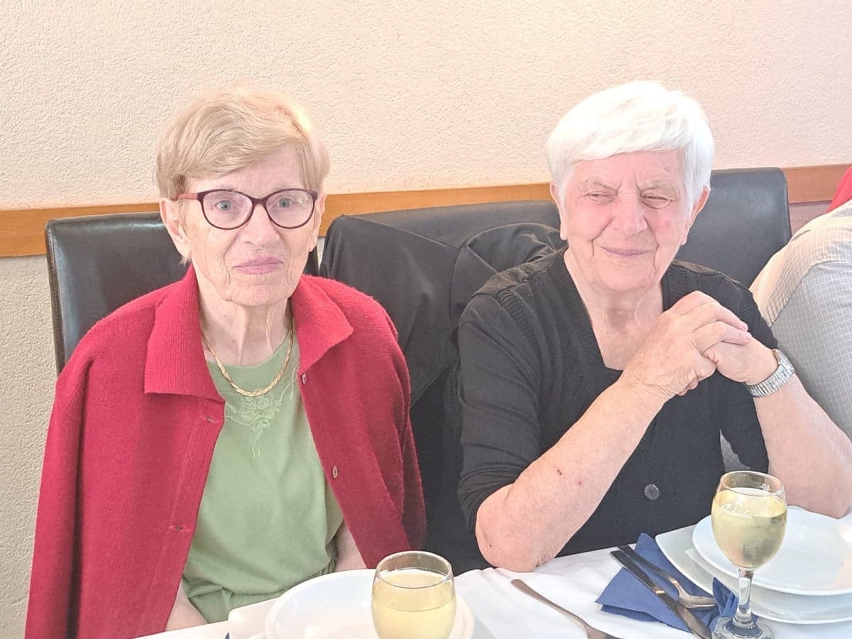 potravlje umirovljenici druzenje 17