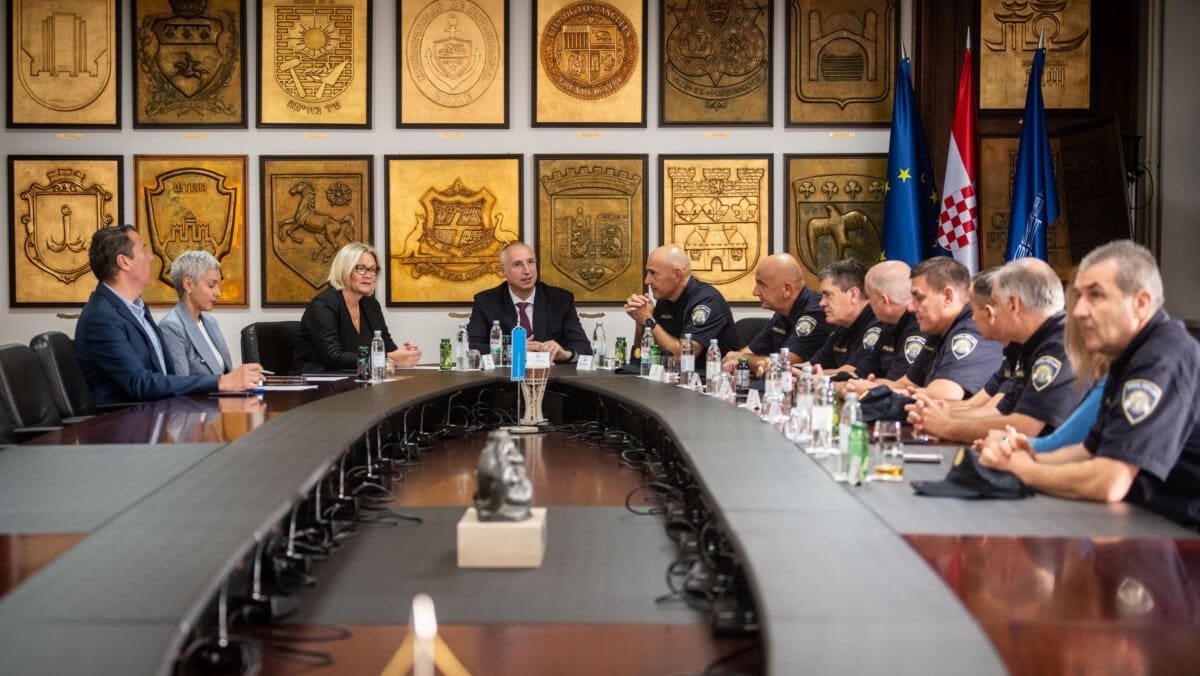 2024 10 08 nagradeni policajci 1