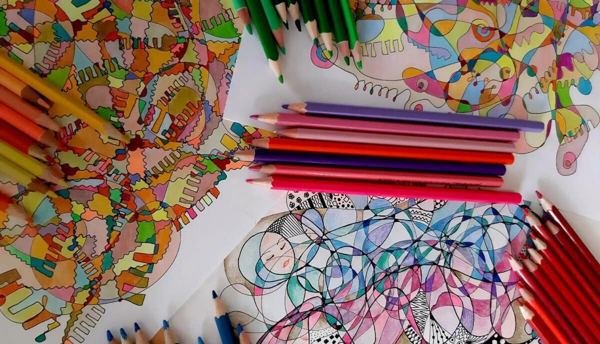 U Zoni crtajte zatvorenih očiju i kreirajte svoj prvi fraktalni crtež