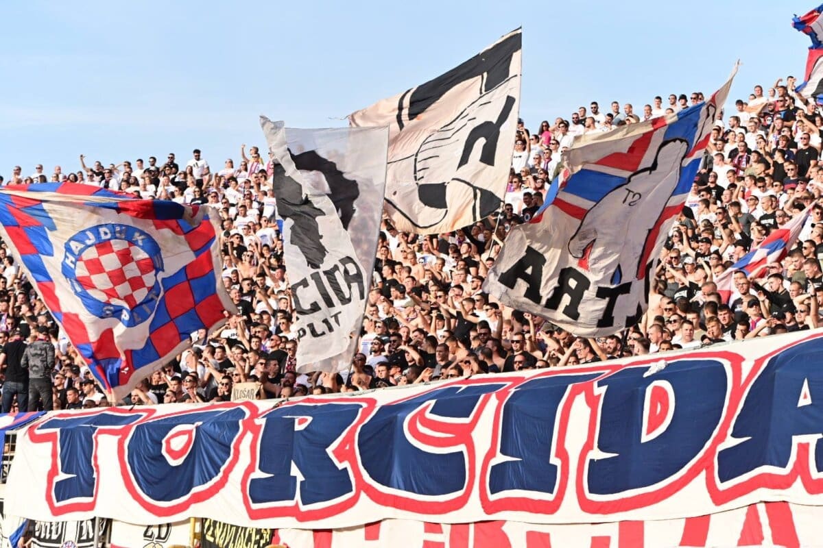 Oduševljenje na Poljudu, Bijeli osvojili nova tri boda i učvrstili svoju poziciju na tablici