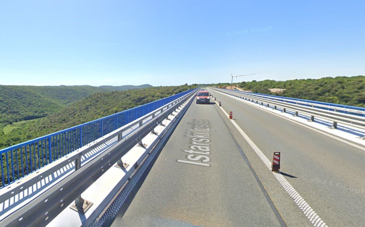 Strašna tragedija. Britanac skakao padobranom s vijadukta i poginuo