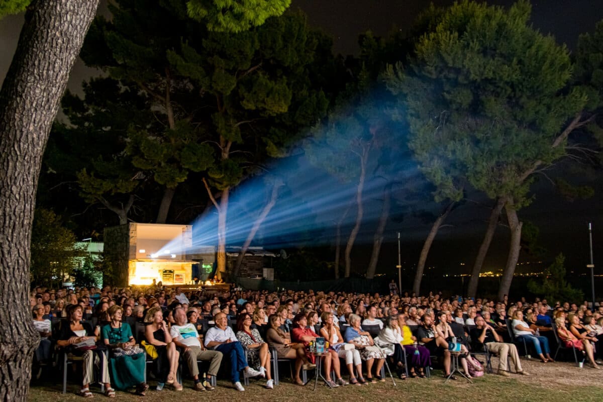 Rekordnu sezonu Ljetnog kina Bačvice večeras zatvara novi Joker