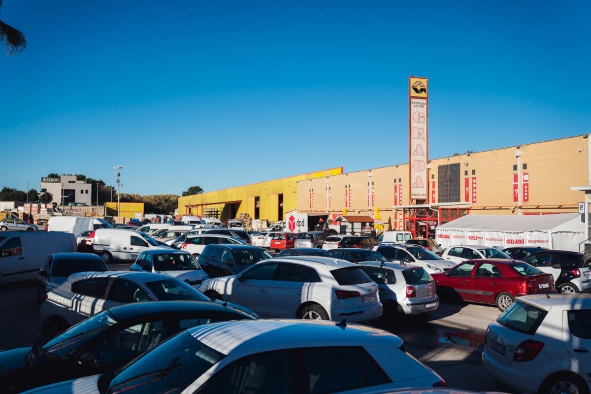 11 29 solin grada crni petak 29