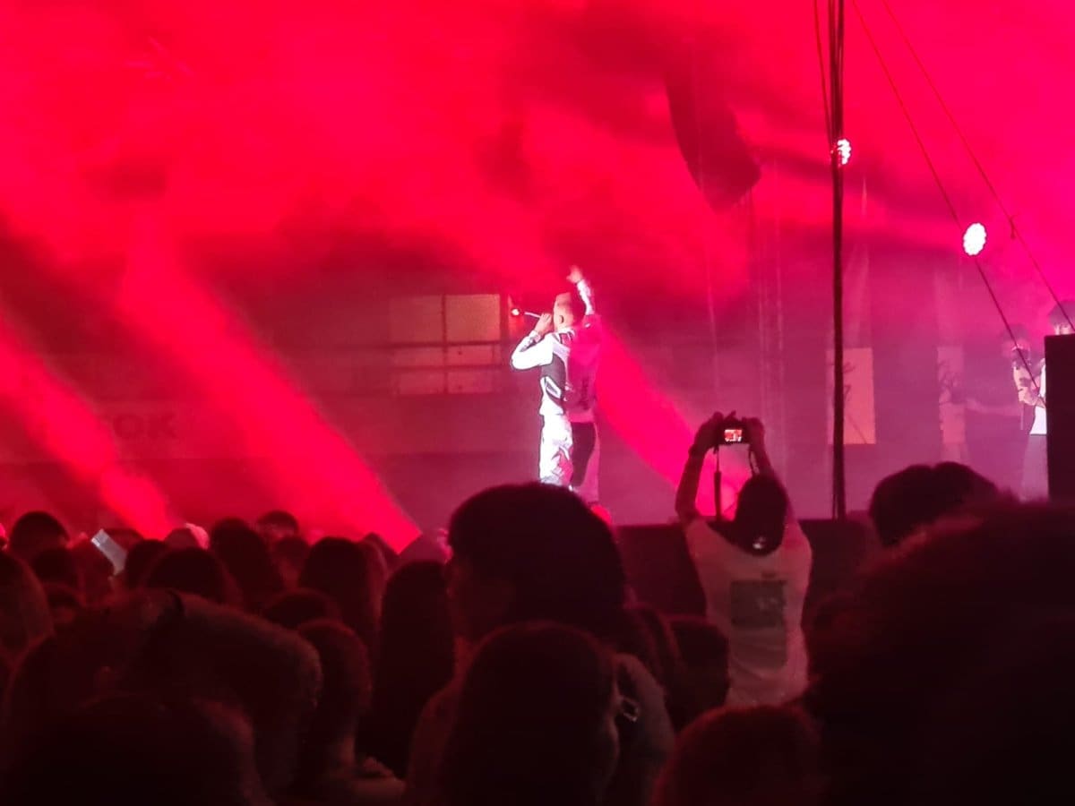 Na Gripama krenulo zagrijavanje pred derbi: "Dalmacijoooo, moja ružo procvalaaa"