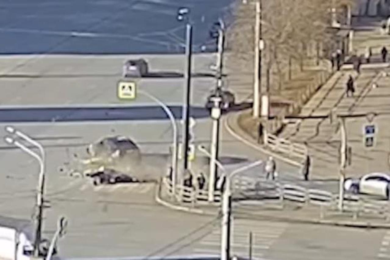 Poznati golman nastradao u prometnoj nesreći, manijak vozilom naletio na njega i suprugu