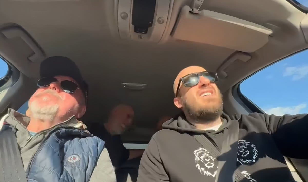 VIDEO Neočekivana suradnja. Splitski rapper Žuvi ima novu pjesmu, a ovaj put su uz njega prave glazbene legende. Poslušajte...