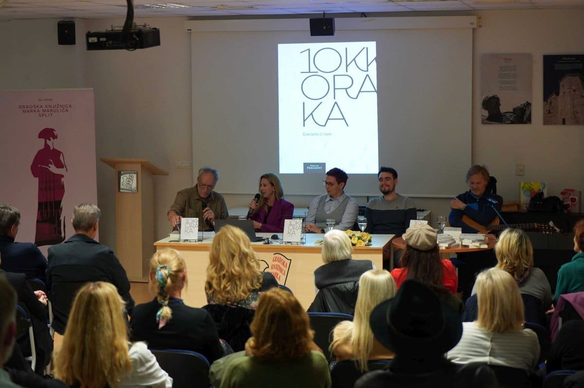 Predstavljanje romana "Deset tisuća koraka" Danijele Crljen u Splitu