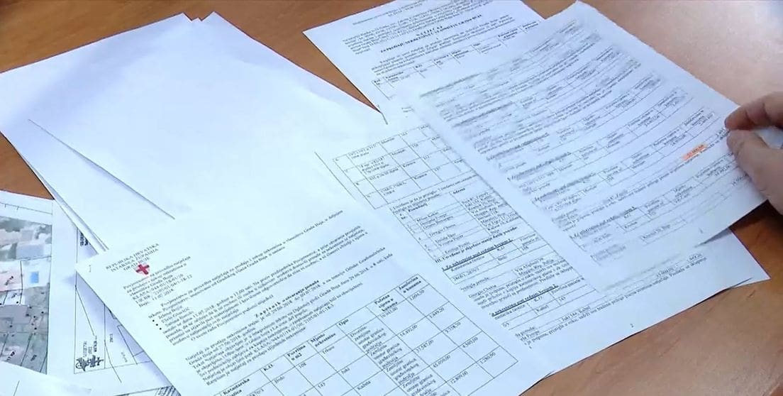 Javio se gradonačelnik mjesta u kojem je Kekin kupila parcelu: "Tada su cijene bile niske, samo su oni dali ponudu"