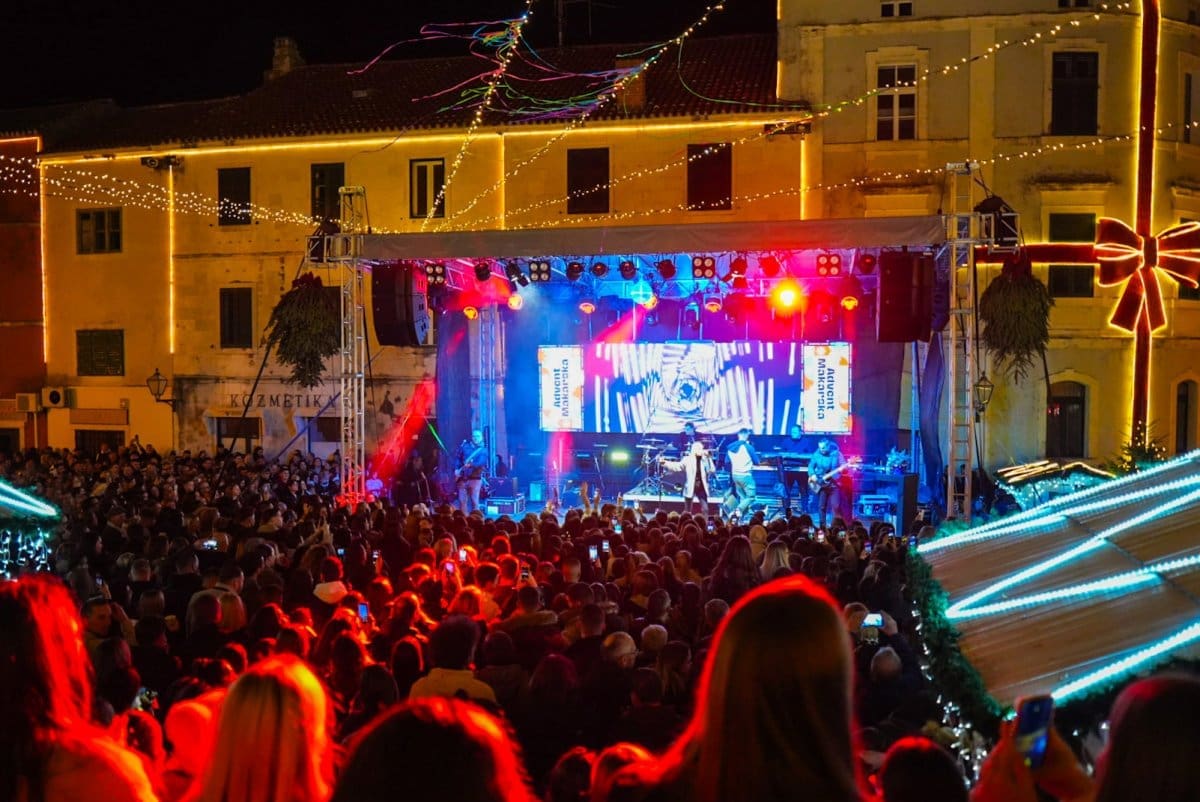 Psihomodo Pop, Grše i Nouvelle Vague – tri dana vrhunskih koncerata razlog su zašto Makarsku posjetiti ovog vikenda