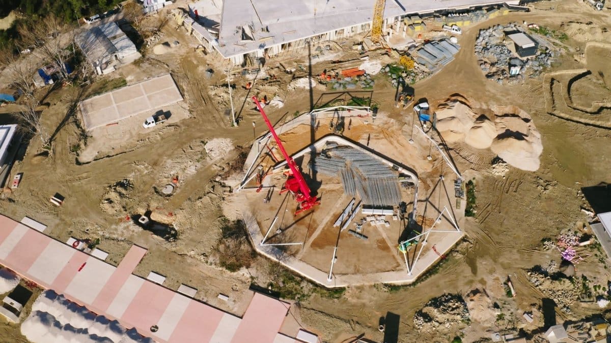 ŽNJAN IZ ZRAKA Započelo postavljanje kupole na amfiteatru