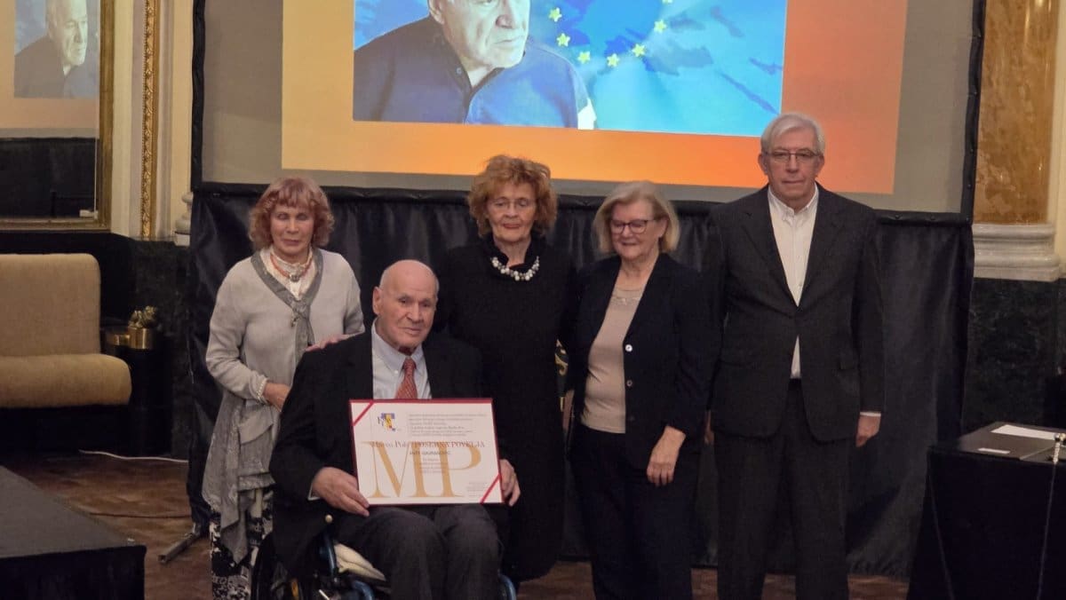 fijet popadic pecat od vrimena nagrada marko polo40