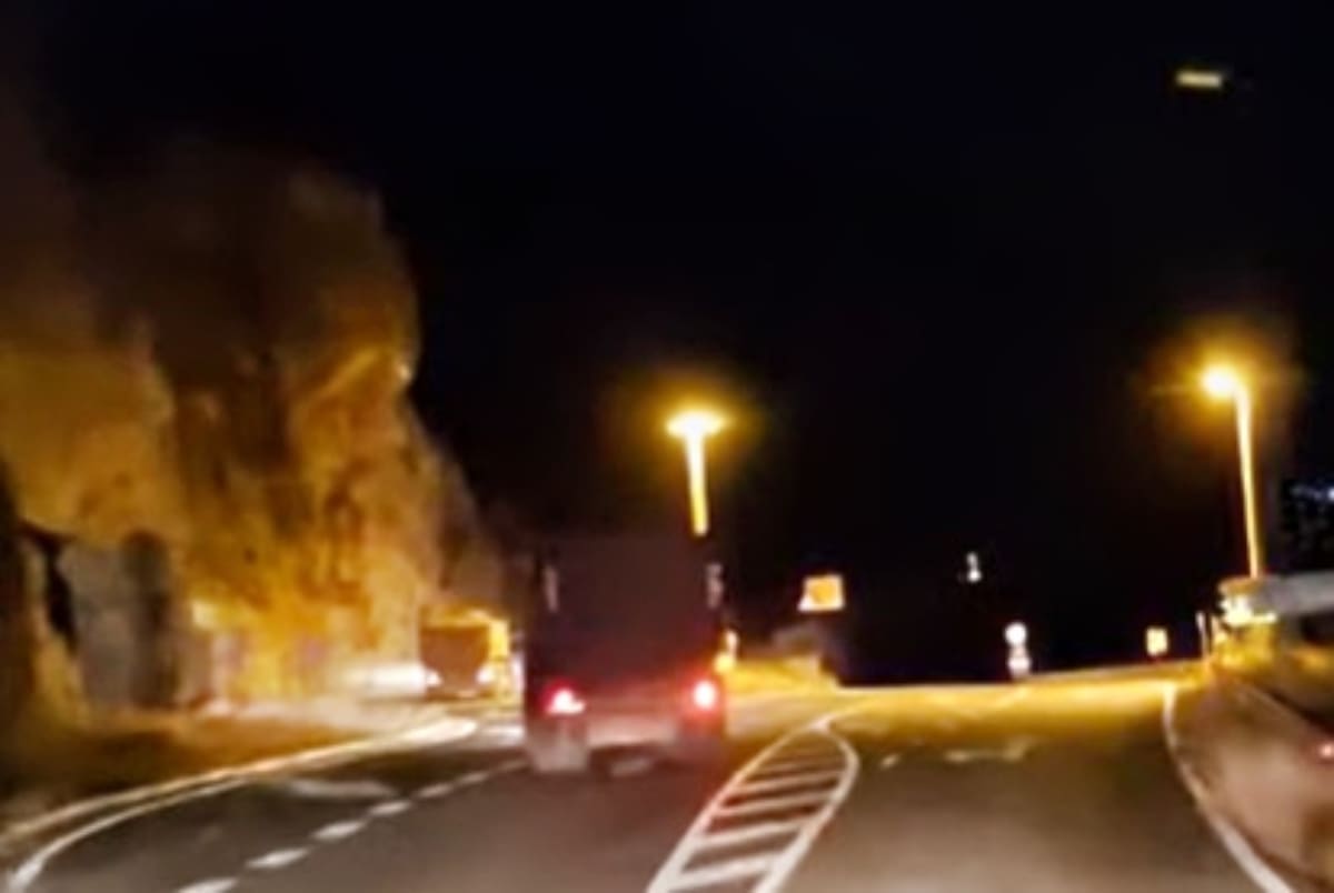 GDJE MU JE PAMET? Kamion 'nonšalantno' vozi u suprotnom smjeru