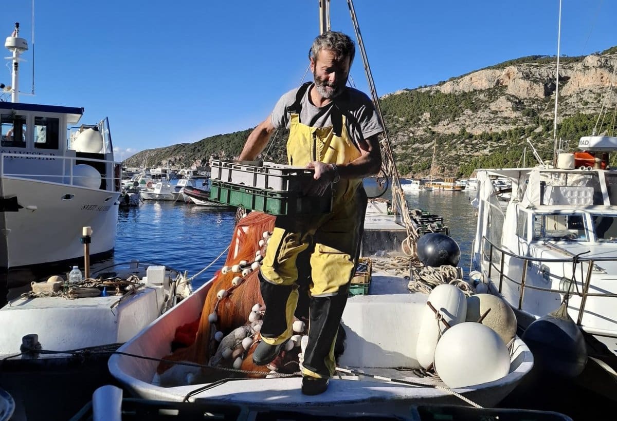 Stigao je najpoznatiji komiški ribar. Veselju nema kraja