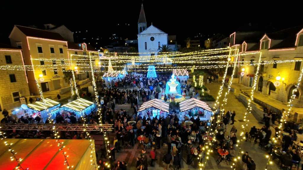Veliki interes za "Adventsku utrku Ho Ho Ho - Makarska 2025": Prijave tek otvorene, a već na popisu gotovo 300 sudionika