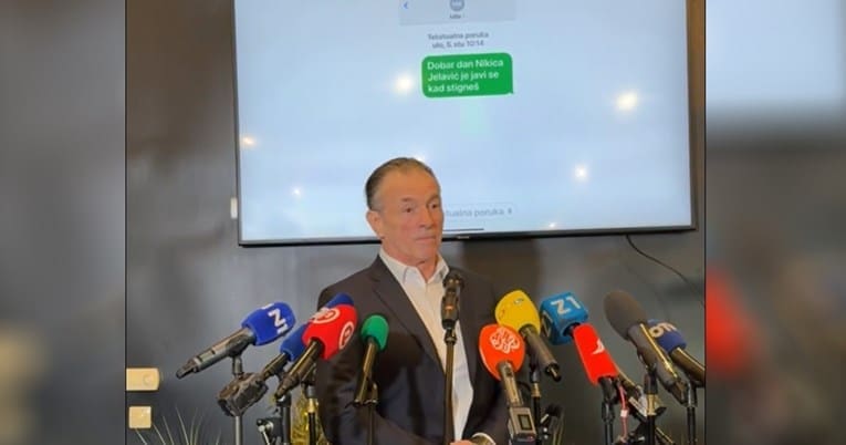 Nikica Jelavić pokazao poruku: "Zašto oni iz Možemo ovo prešućuju?"