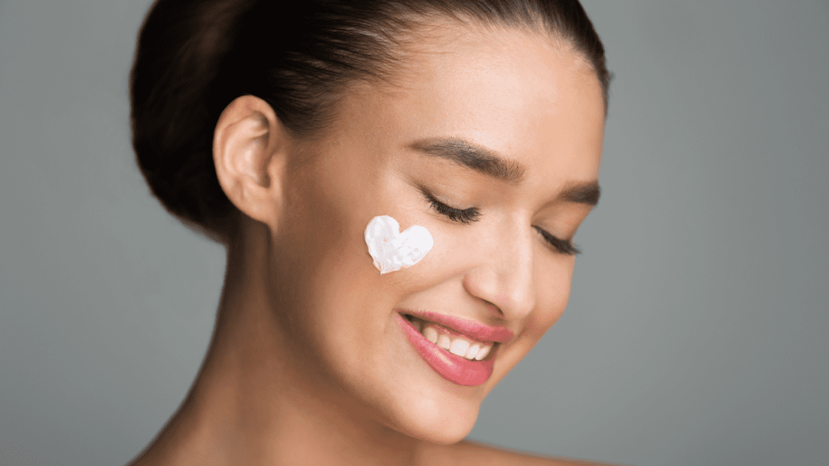 Sjajna koža i zdrava kosa: Tajne svakodnevne njege koje čine razliku