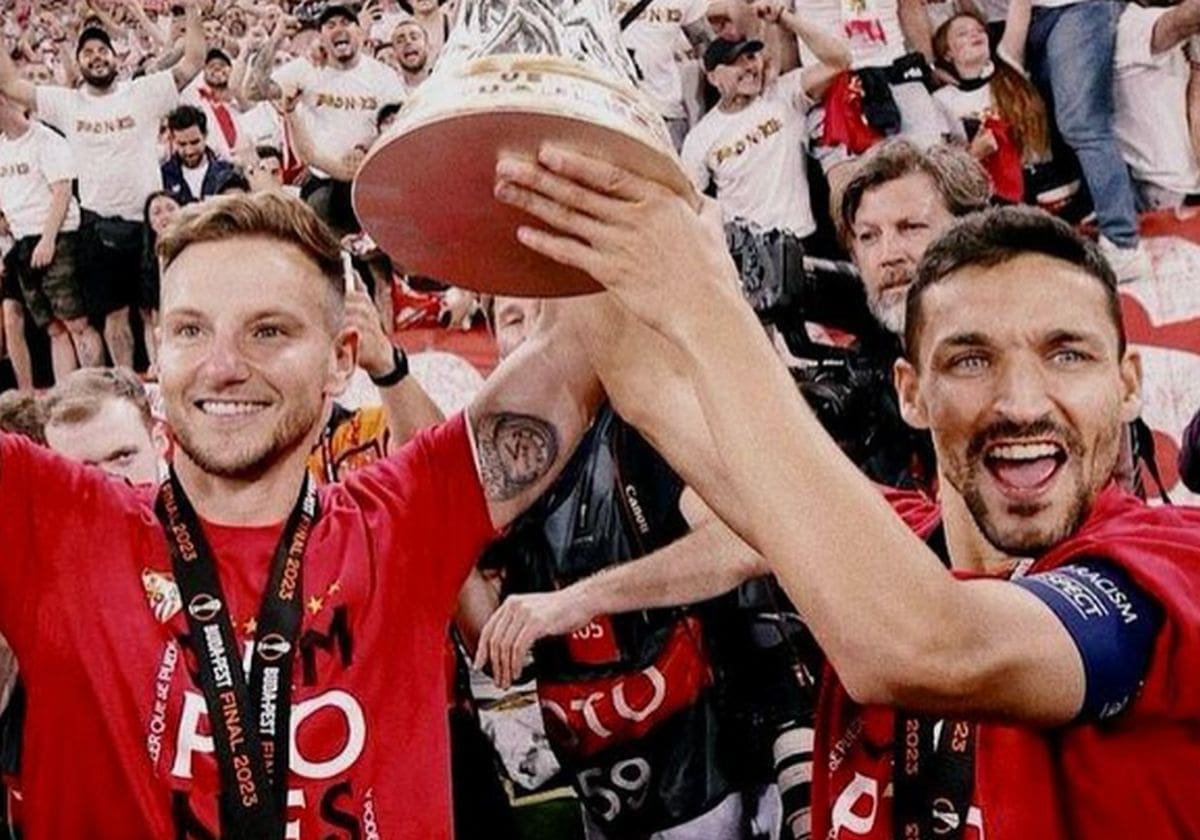 Rakitić poslao dirljivu poruku bivšem suigraču: "Hvala ti na svemu što si dao nogometu"