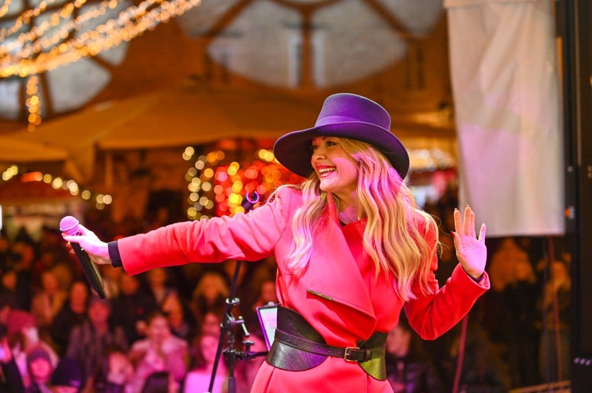 Senzacionalan vikend u Trogiru – Divlje jagode i Minea raspametili tisuće obožavatelja, a ljubitelji sporta uživali su na Adventura trailu!