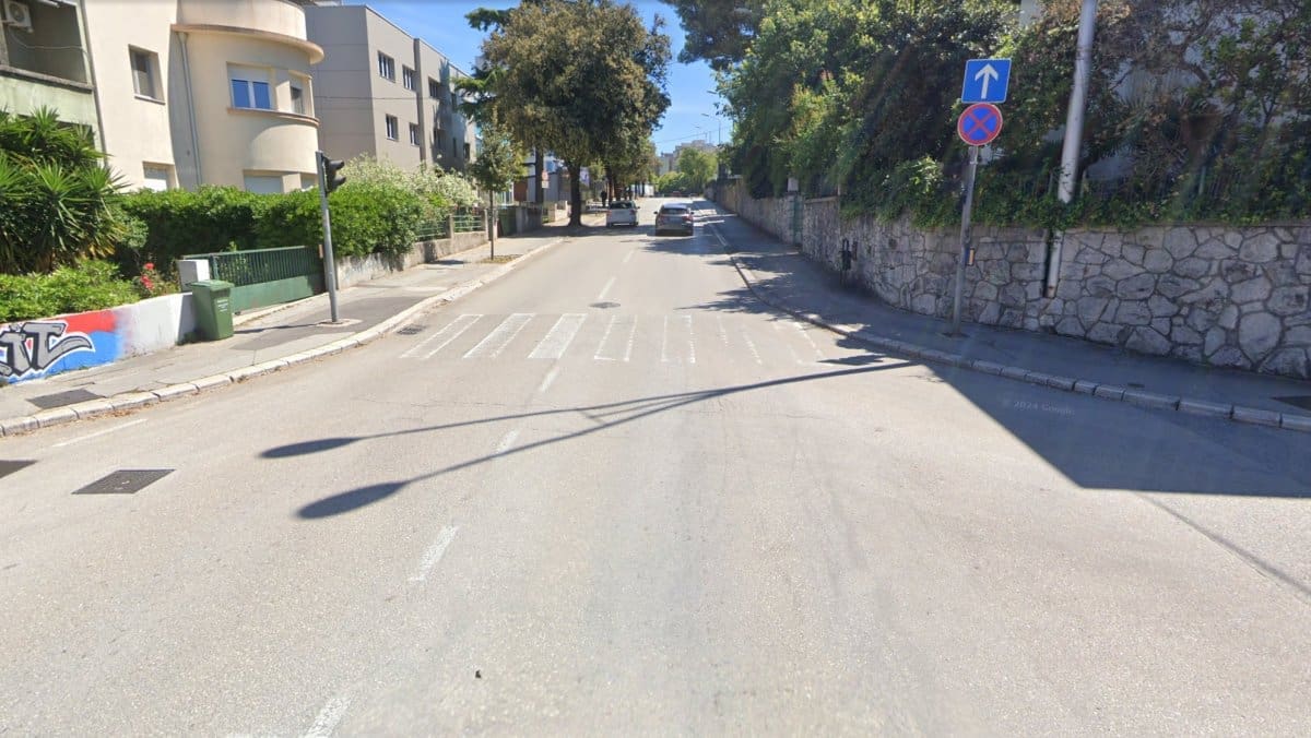 Teška prometna nesreća u Vukovarskoj u Splitu, policija moli očevice da se jave