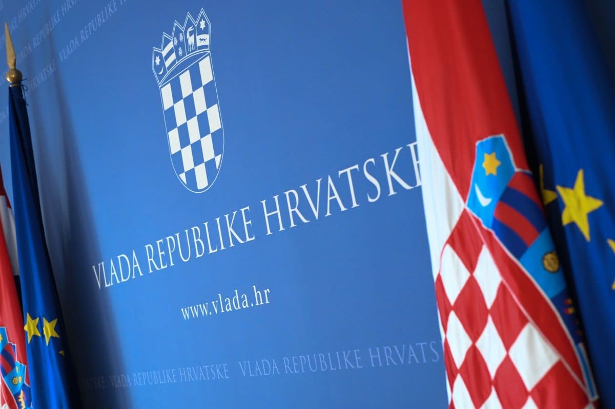 Što znači proglašenje dana žalosti: Nema održavanja zabavnih priredbi, zastave na pola koplja...