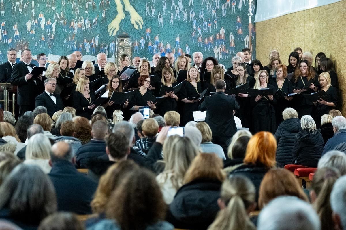 U crkvi Gospe od zdravlja održan tradicionalni Božićni koncert splitskih liječnica i liječnika