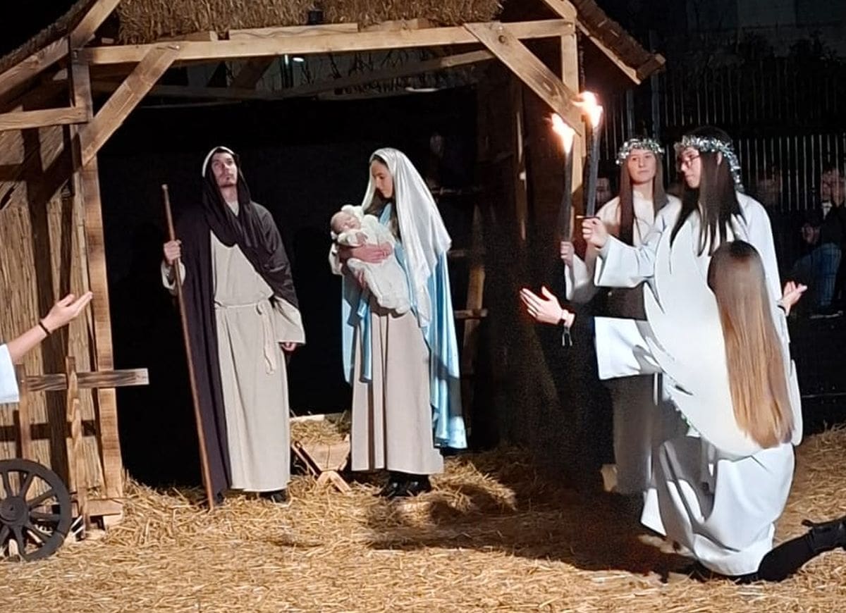 VIDEO U Podstrani uprizorene žive jaslice