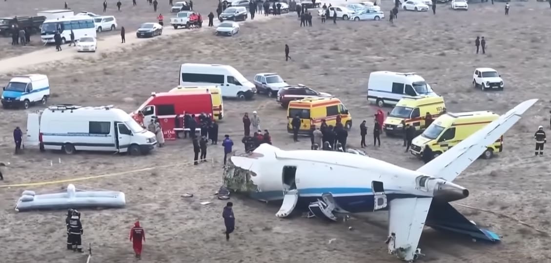 VIDEO Potresna snimka iz aviona netom prije pada: Uplašeni putnici se mole