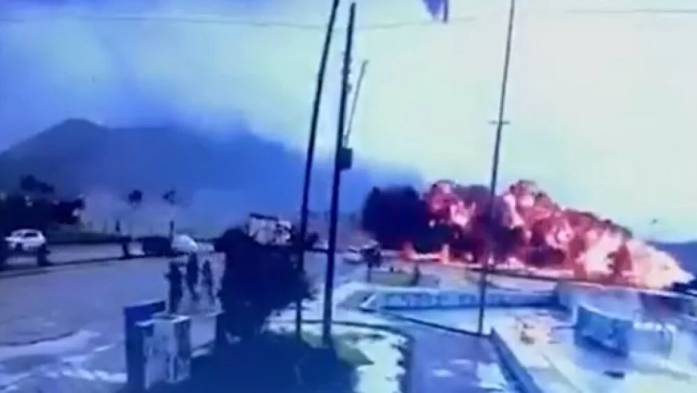 VIDEO Dramatični prizori pada aviona prilikom slijetanja: Ima mrtvih