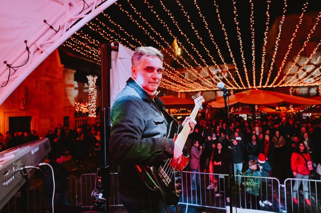 Dean Dvornik stao u obranu prozvanog glazbenika: "Neke cure je poljubio u obraz, ali da ih je dodrivao neprimjereno to nisam vidio"