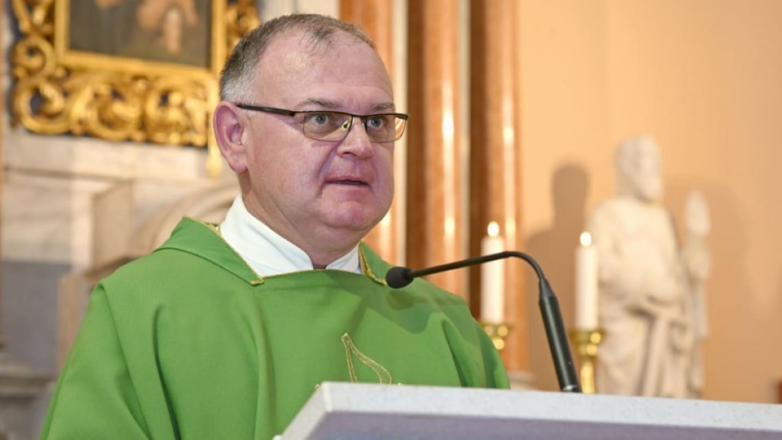 TUGA U ZAGORI Fra Mladen je teško bolestan, vjenčao je glumca iz naše poznate serije