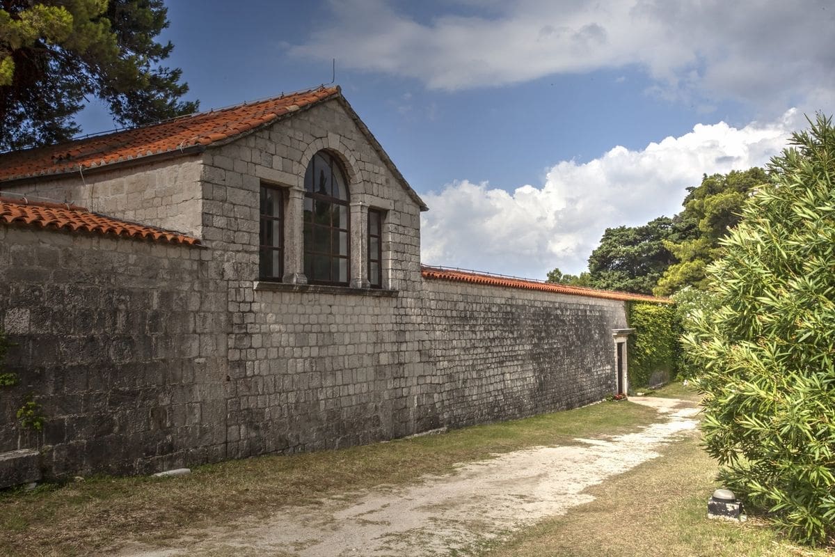 Povodom godišnjice smrti Ivana Meštrovića svete mise u Crkvi Presvetog Otkupitelja u Otavicama i u crkvici sv. Križa u Splitu
