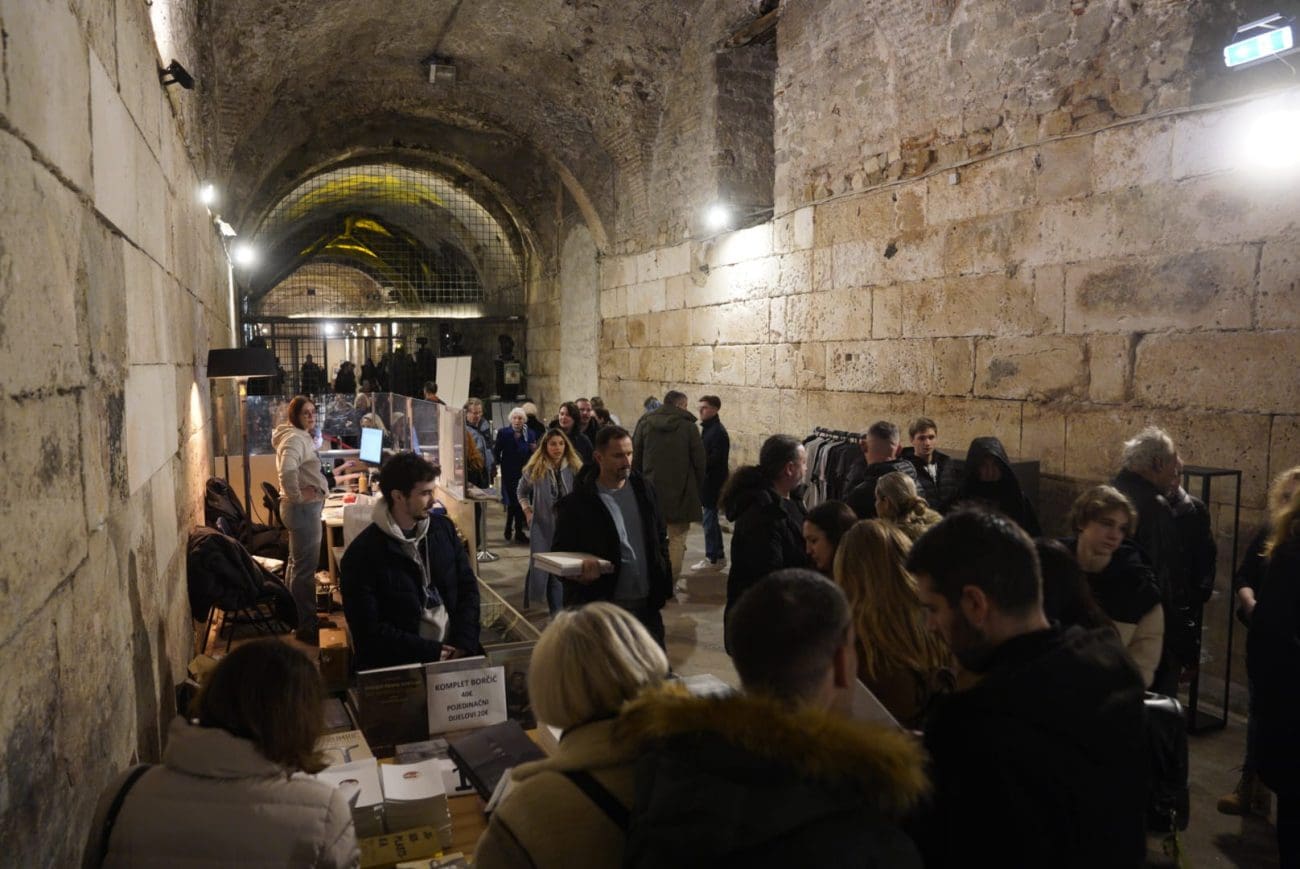 Splićani pohrlili u muzeje, pogledajte što smo zabilježili