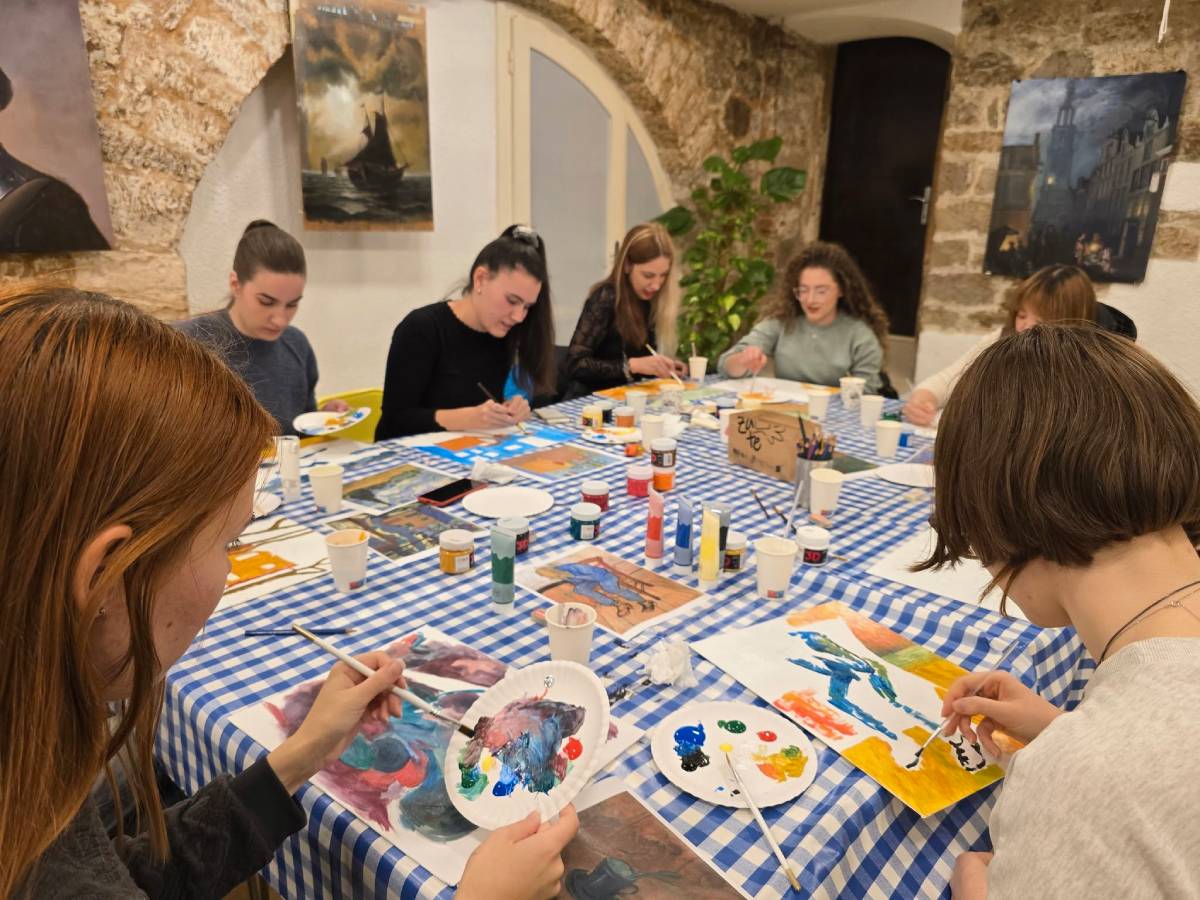 Zabava i opuštanje u Zoni: Zvučna terapija, kviz, kreativnost i igre