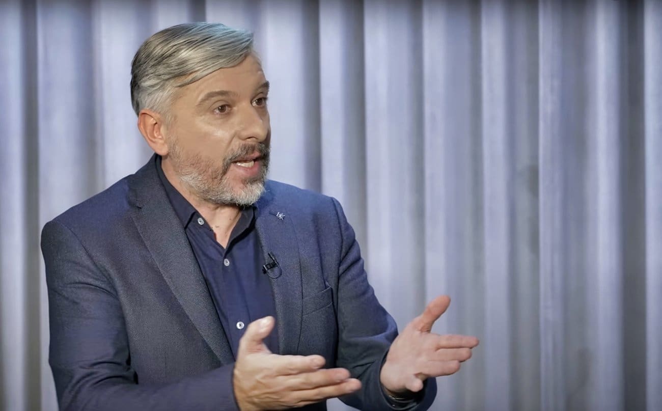 Hrvoje Klasić: Dajte ljudi, jasno i glasno recite da je ustaški režim bio sramota i da je ZDS ustaški pozdrav!