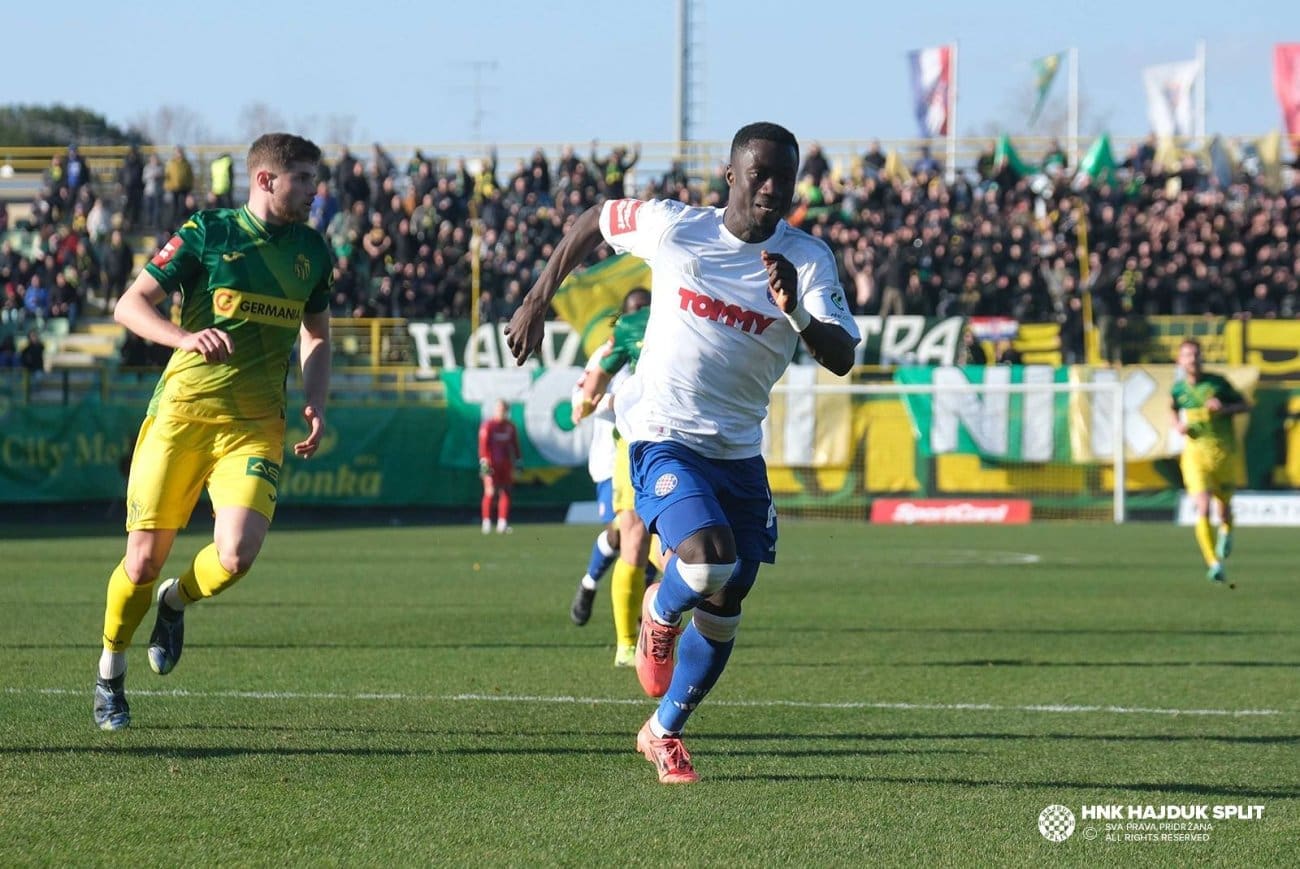 ISTRA 1961 – HAJDUK 1-1: Sijevali su napadi s obje strane na koncu susreta, Hajduk oštećen za penal?