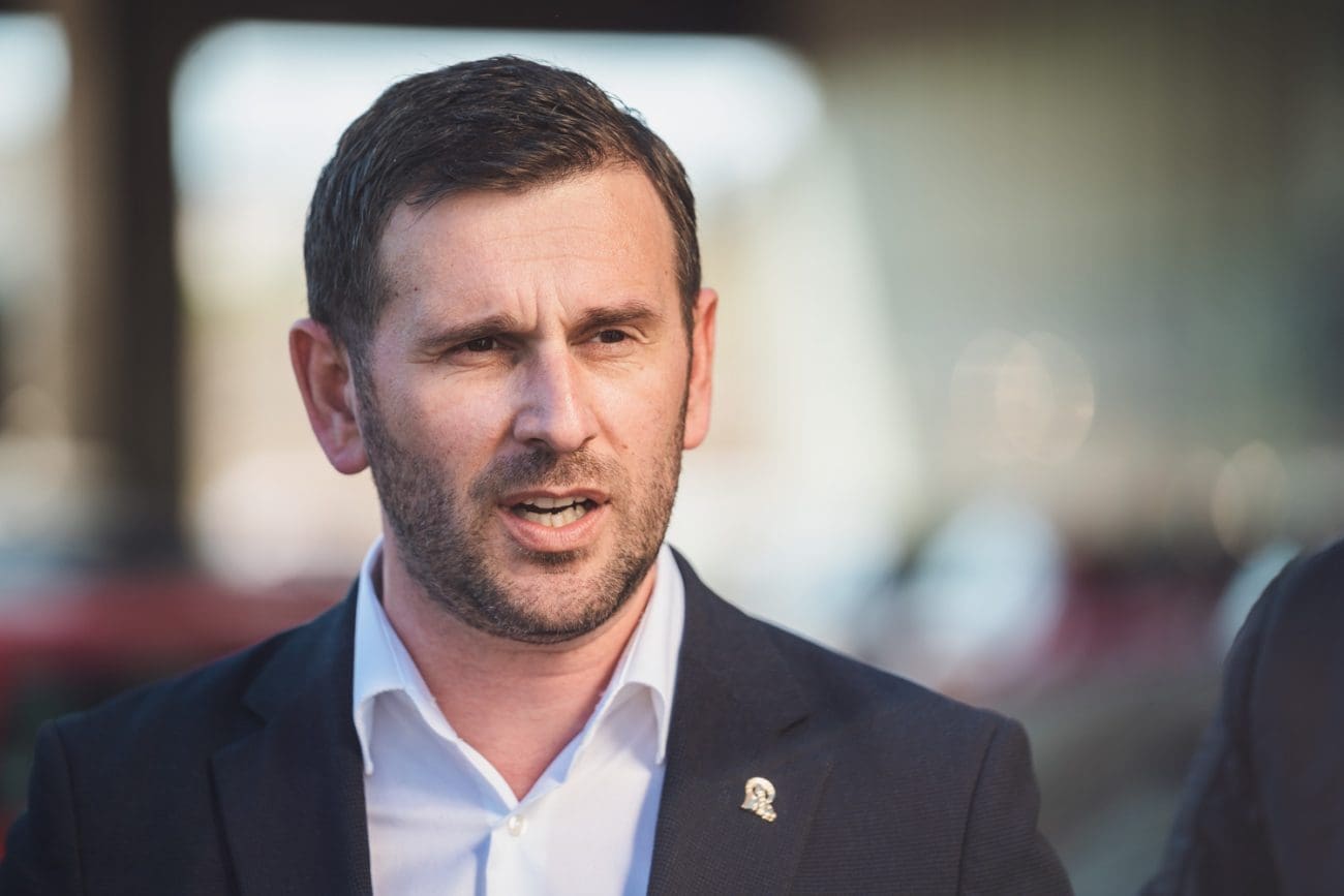 Skoko Šuti: „Izdali ste Grad, obitelj, svog zamjenika...“ Šuta: „Vi ste izdali građane, ne razumijete ništa!“