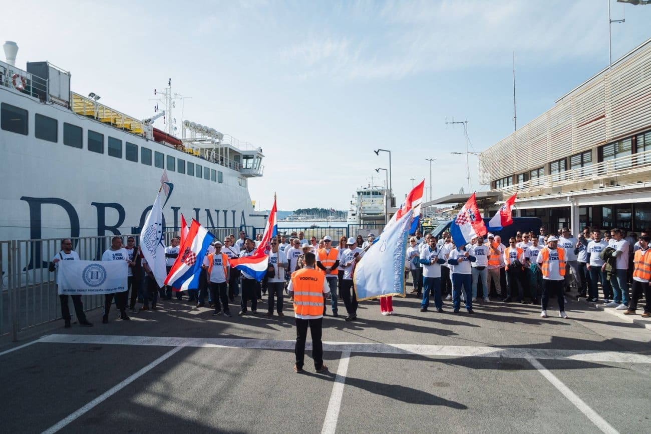 3 7 jadrolinija prosvjed 1