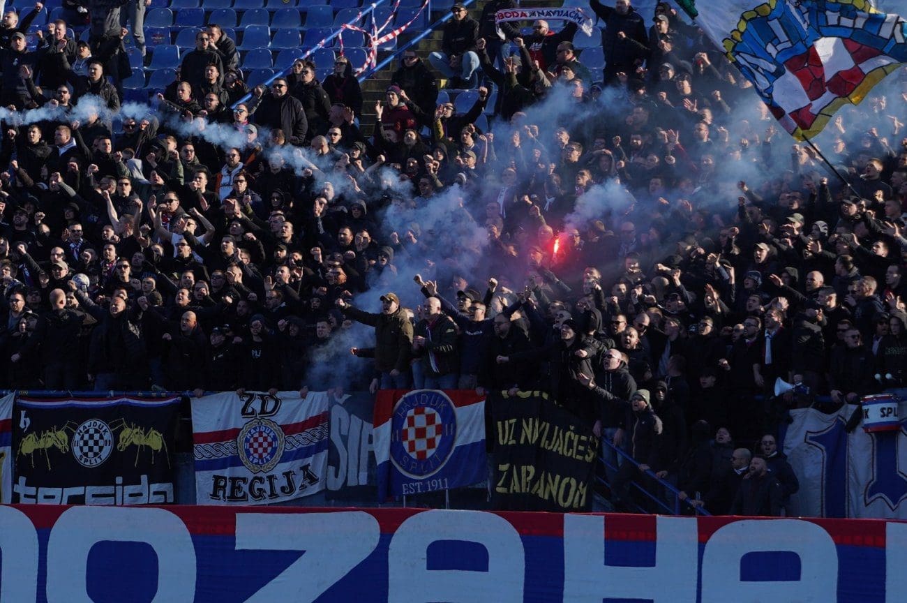 Torcida uputila poruku Boysima: "Sad kad više nema mažoretkinja..."