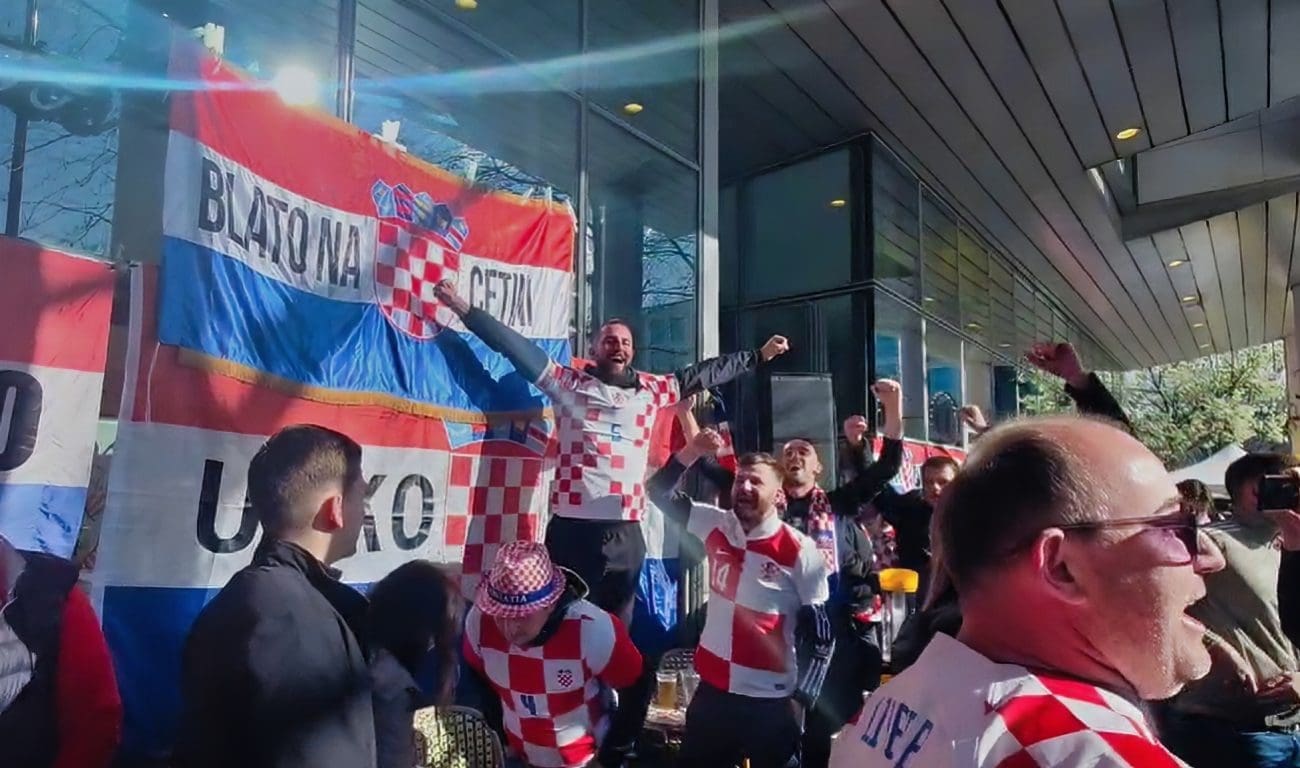 VIDEO Hrvati se jako dobro zabavljaju u Parizu