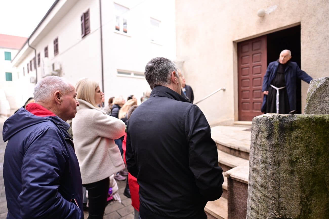 sinj turisti foto roko 1