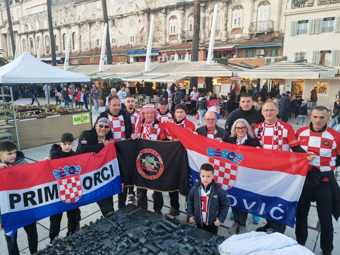 vatreni navijaci riva 5