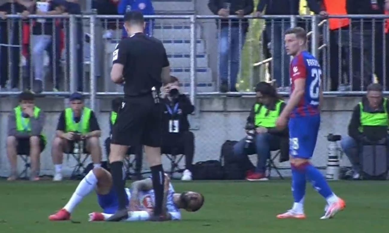 Pogledajte Brajkovićeva dva žuta kartona u sedam minuta. Je li sudac ispravno odlučio?