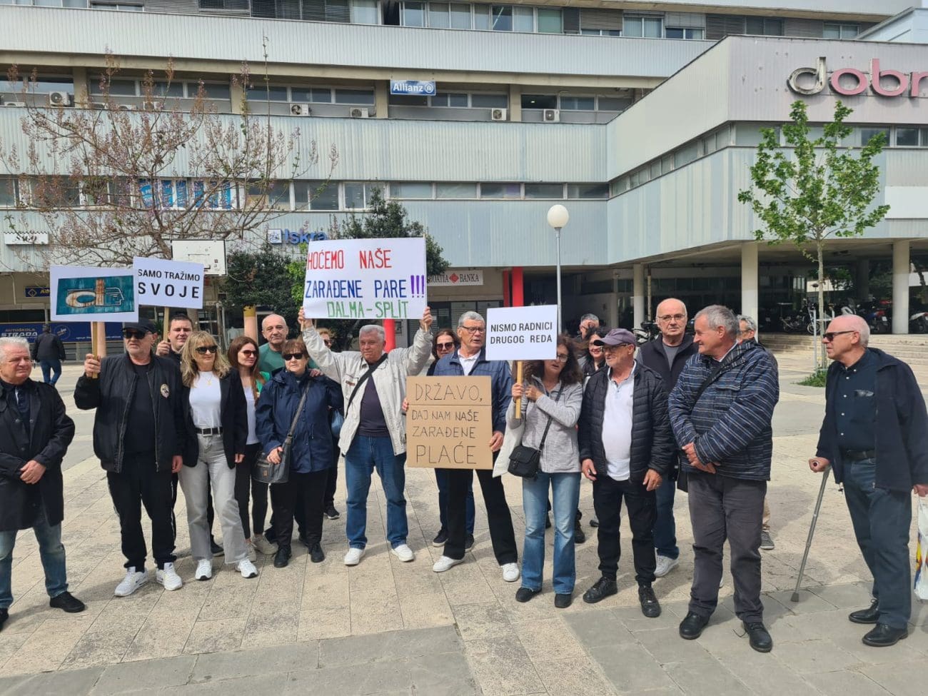 Radnici Dalme traže da im država isplati dugovanja: "Zašto su radnici Orljave i Dalmacijavina dobili ono što im pripada, a nama se to pravo uskraćuje?"