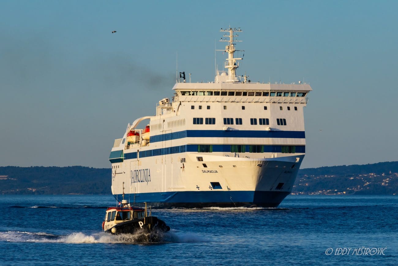 Od petka novi termini trajekta na liniji Split – Supetar