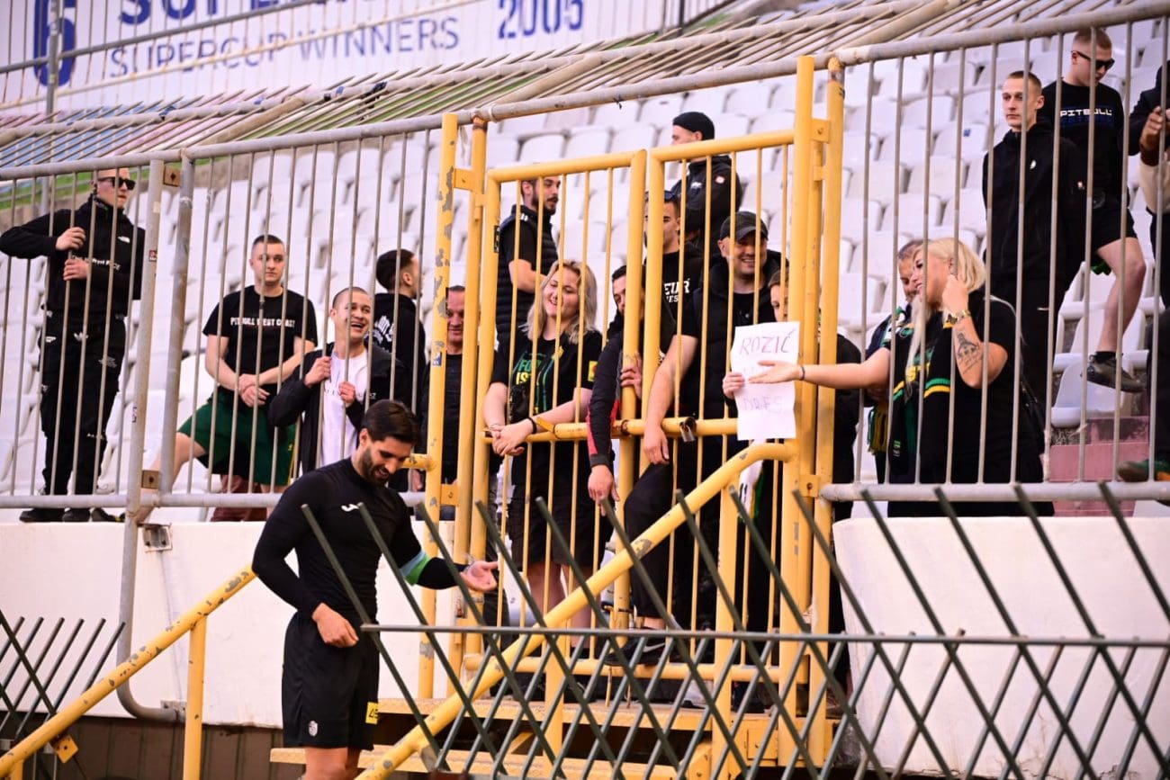 Navijači Istre skandirali Šibeniku: "Purgerske sluge"