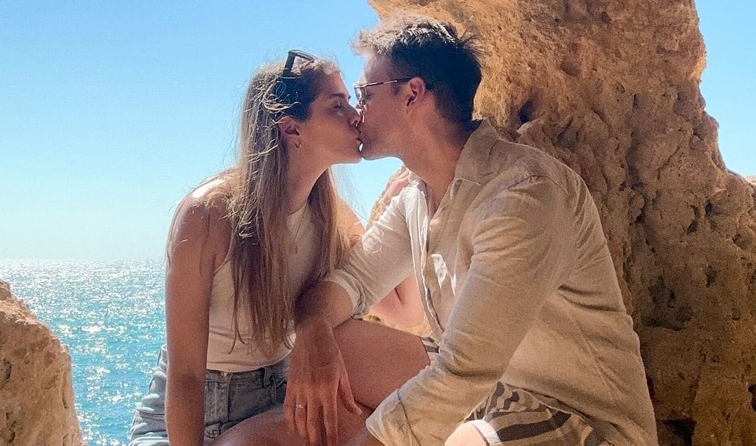 Naš zgodni pjevač i njegova supruga čekaju prvo dijete