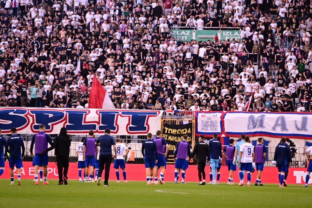 Bijeli ispraćeni zvižducima u svlačionicu! Što vi kažete na igru?
